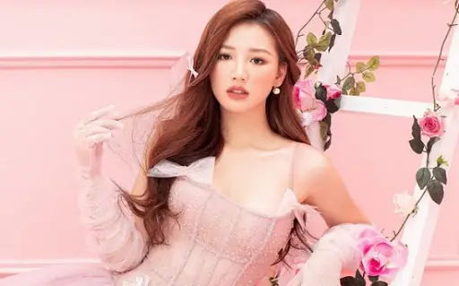 Amee Là Ai? Tiểu Sử, Sự Nghiệp Và Những Điều Bạn Chưa Biết Về Giọng Ca Gen Z Amee Là Ai? Tiểu Sử, Sự Nghiệp Và Những Điều Bạn Chưa Biết Về Giọng Ca Gen Z