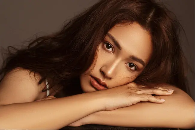 Cara Phương Là Ai? Tiểu Sử Và Hành Trình Sự Nghiệp Ca Sĩ Gen Z Tài Năng