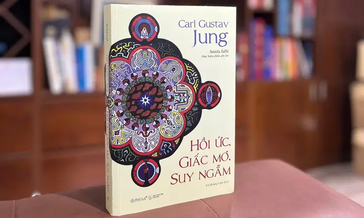 Carl Jung Là Ai? Cuộc Đời, Sự Nghiệp Và Những Đóng Góp Vĩ Đại Của Nhà Tâm Lý Học Thiên Tài Carl Jung Là Ai? Cuộc Đời, Sự Nghiệp Và Những Đóng Góp Vĩ Đại Của Nhà Tâm Lý Học Thiên Tài