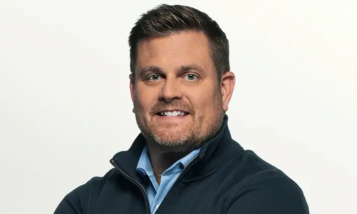 Brian Thompson Là Ai? Tiểu Sử, Sự Nghiệp & Vụ Án Kinh Hoàng Gây Chấn Động