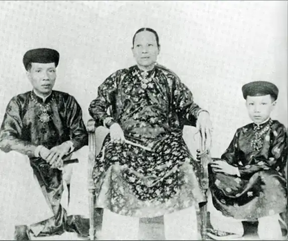 Vua Khải Định: Sự Thật Về Cha Ruột, Con Đường Lên Ngôi Và Bối Cảnh Lịch Sử