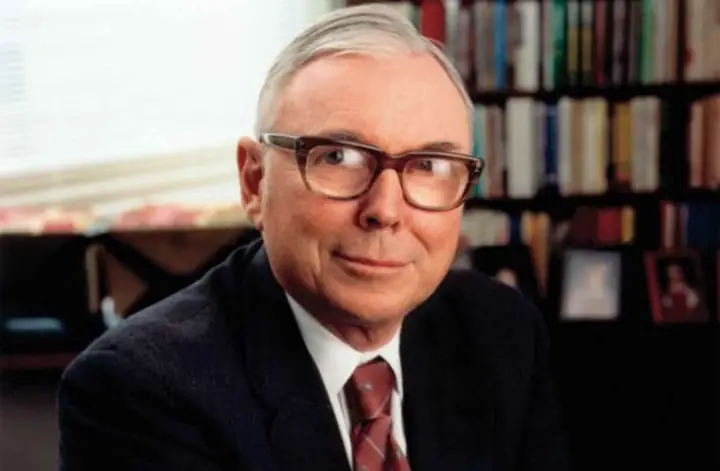 Charlie Munger Là Ai? Cuộc Đời, Sự Nghiệp Và Triết Lý Đầu Tư Của "bộ Não" Berkshire Hathaway