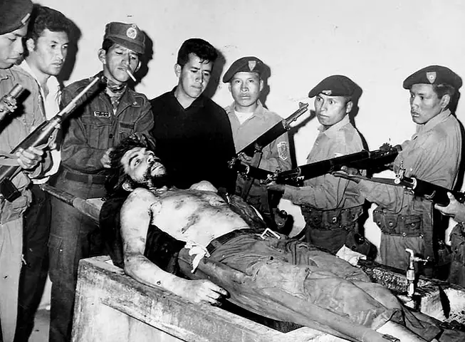 Che Guevara Là Ai? Cuộc Đời, Sự Nghiệp Và Di Sản Gây Tranh Cãi Của Biểu Tượng Cách Mạng Thế Kỷ 20