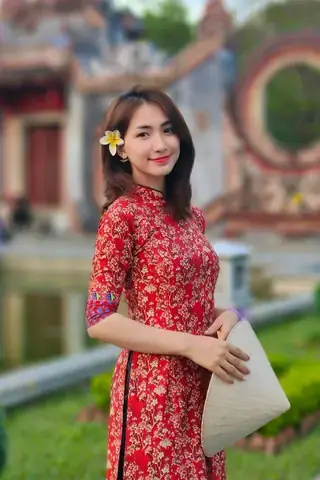 Nguyễn Minh Hải Là Ai? Tiểu Sử, Sự Nghiệp Của Bạn Trai Cũ Hòa Minzy