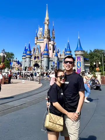 Chồng Ốc Thanh Vân Là Ai? Tiểu Sử Và Hành Trình Tình Yêu Của Diễn Viên Trí Rùa