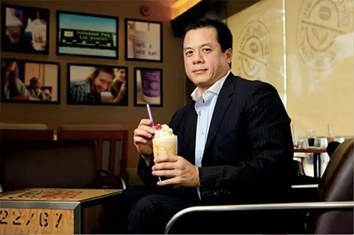 Hành Trình Của Highland Coffee: Từ Người Sáng Lập David Thái Đến Chủ Sở Hữu Jollibee