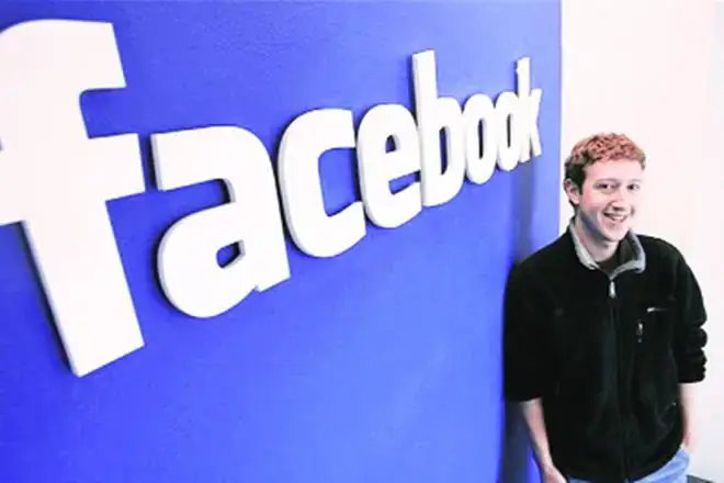 Mark Zuckerberg Là Ai? Tiểu Sử, Sự Nghiệp Và Hành Trình Truyền Cảm Hứng Mark Zuckerberg Là Ai? Tiểu Sử, Sự Nghiệp Và Hành Trình Truyền Cảm Hứng