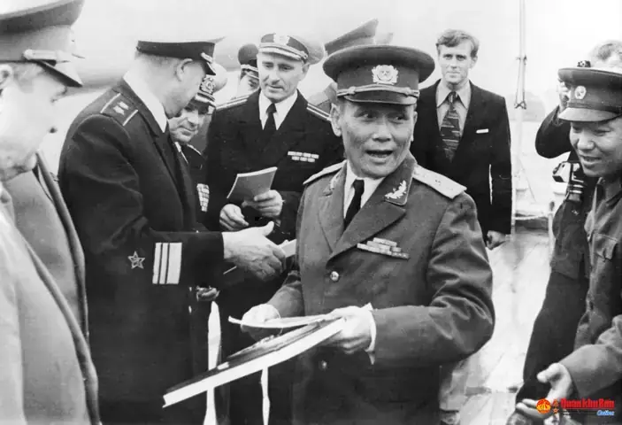 Chu Huy Mân Là Ai? Sự Nghiệp, Đời Tư Và Tiềm Năng Của Nghệ Sĩ Trẻ