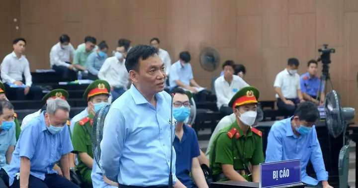 Tìm Hiểu Về Người Sáng Lập Và Điều Hành Hệ Thống Giáo Dục New Century