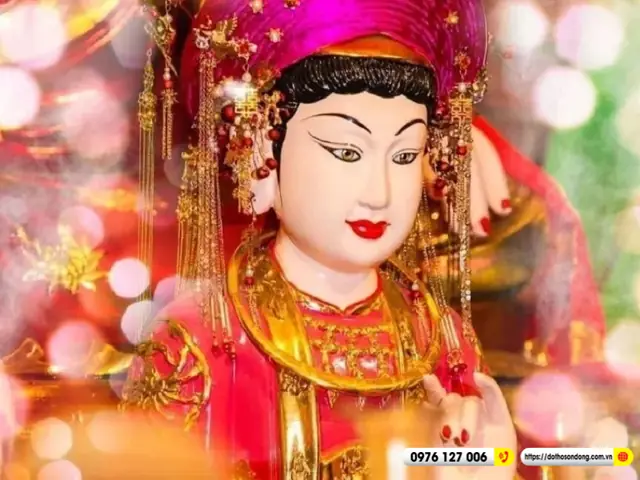 Cô Chín Là Ai? Nguồn Gốc, Ý Nghĩa Tâm Linh Và Những Điều Cần Biết Trong Đạo Mẫu