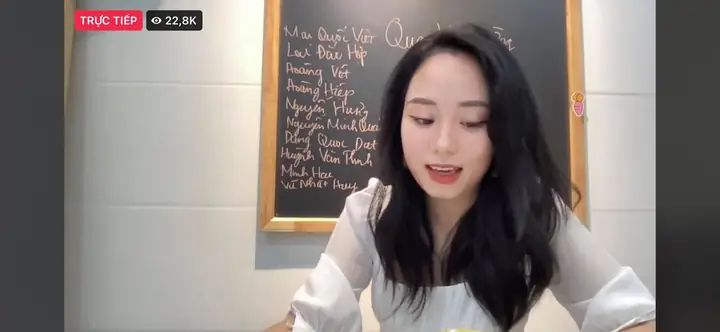 Cô Giáo Minh Thu Là Ai? Tiểu Sử Và Hành Trình Trở Thành Hiện Tượng Dạy Học Online Tại Nghệ An