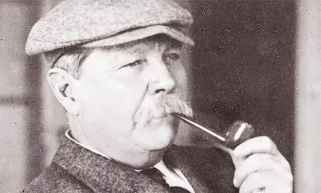 Sherlock Holmes Là Ai? Cuộc Đời Và Di Sản Vĩ Đại Của Cha Đẻ Thám Tử Lừng Danh