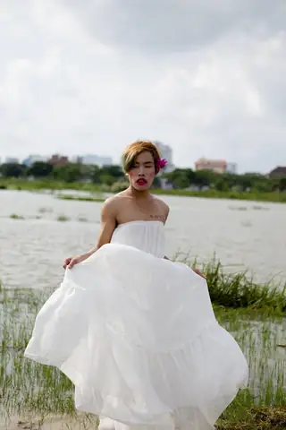 Công Chúa Thủy Tề Tùng Sơn Là Ai? Sự Thật Về Hiện Tượng Mạng Gây Bão Một Thời