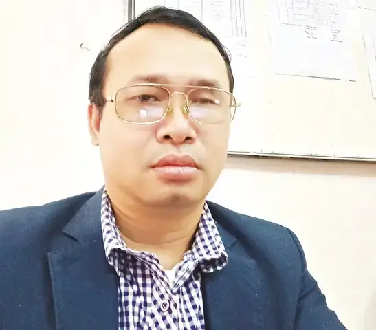 Cụ Tứ Đại Là Ai? Giải Mã Danh Xưng Tôn Kính Cho Những Huyền Thoại Giải Trí Cụ Tứ Đại Là Ai? Giải Mã Danh Xưng Tôn Kính Cho Những Huyền Thoại Giải Trí