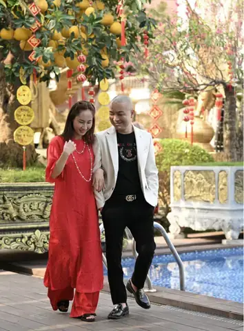 Sự Thật Về Đại Gia Buôn Lợn Hải Dương: Hành Trình Từ Trang Trại Đến Đế Chế Tỷ Đô Sự Thật Về Đại Gia Buôn Lợn Hải Dương: Hành Trình Từ Trang Trại Đến Đế Chế Tỷ Đô