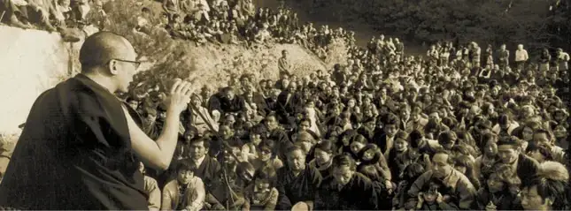 Dalai Lama Là Ai? Tiểu Sử, Vai Trò Lãnh Đạo Tinh Thần & Những Góc Nhìn Toàn Cầu