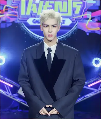 Denis Đặng Là Ai? Hành Trình Từ Sinh Viên Tài Chính Trở Thành "phù Thủy" Sáng Tạo Của Showbiz Việt Denis Đặng Là Ai? Hành Trình Từ Sinh Viên Tài Chính Trở Thành "phù Thủy" Sáng Tạo Của Showbiz Việt