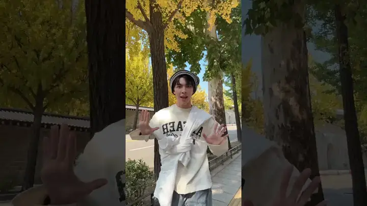 Denis Đặng Là Ai? Hành Trình Từ Sinh Viên Tài Chính Trở Thành "phù Thủy" Sáng Tạo Của Showbiz Việt