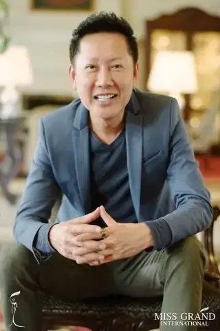 Nawat Itsaragrisil: Tiểu Sử, Sự Nghiệp Và Sức Ảnh Hưởng Của "dì Na" Miss Grand