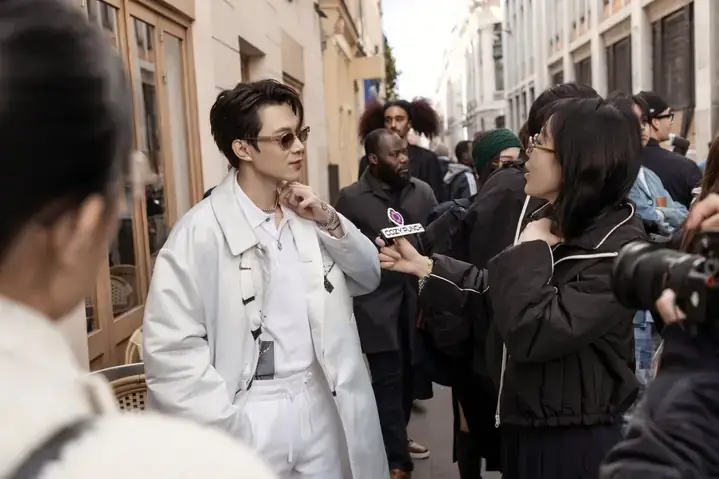 Diệu Nhi Anh Tú: Đôi Nét Về Cặp Đôi Vàng Của Showbiz Việt