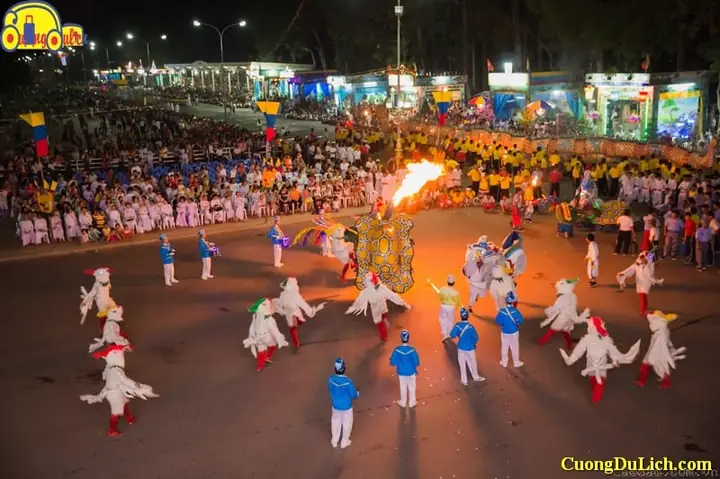 Đức Chí Tôn Là Ai? Khám Phá Ý Nghĩa Và Vai Trò Của Đấng Tối Cao Trong Lịch Sử Loài Người