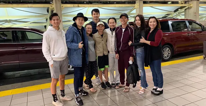 Gia Tộc Nghệ Sĩ Họ Võ: Câu Chuyện Về Những Người Em Đứng Sau Hào Quang Của Hoài Linh