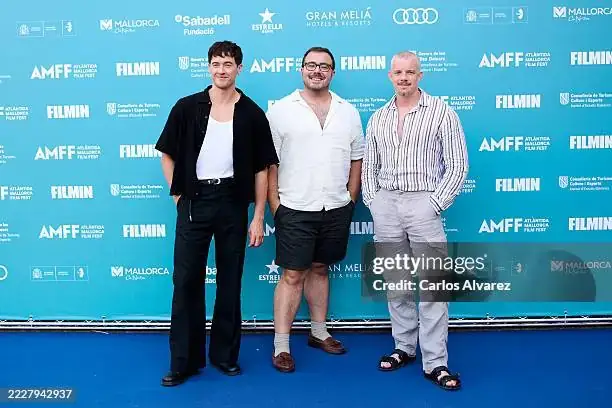 Emi Fukuda Là Ai? Khám Phá Hành Trình Nghệ Thuật Của Nữ Diễn Viên Đa Tài Nhật Bản