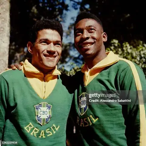 Garrincha Là Ai: Tiểu Sử, Sự Nghiệp Và Di Sản Huyền Thoại Bóng Đá Brazil
