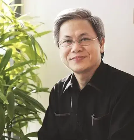 Hành Trình Sự Nghiệp Và Đời Tư Của Nam Diễn Viên Giản Tư Trung