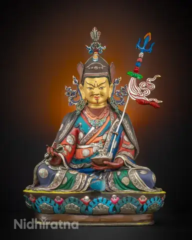 Guru Rinpoche Là Ai? Tiểu Sử, Cuộc Đời Và Di Sản Tâm Linh Vô Giá