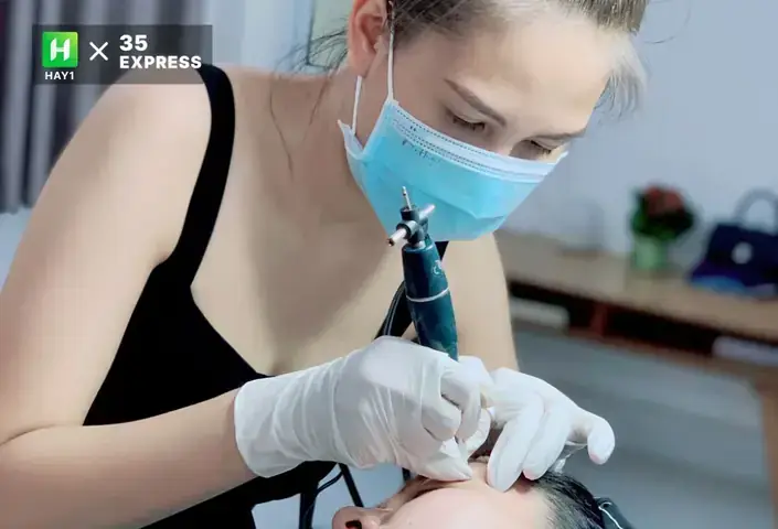 Nguyễn Bích Trâm: Tiểu Sử Và Hành Trình Đánh Bại Nhà Vô Địch Thế Giới
