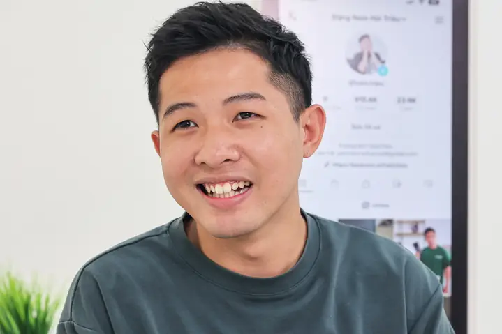 Hải Triều Là Ai? Tiểu Sử, Sự Nghiệp Và Hành Trình Vươn Tới Đỉnh Cao Của Nam Diễn Viên Đa Tài