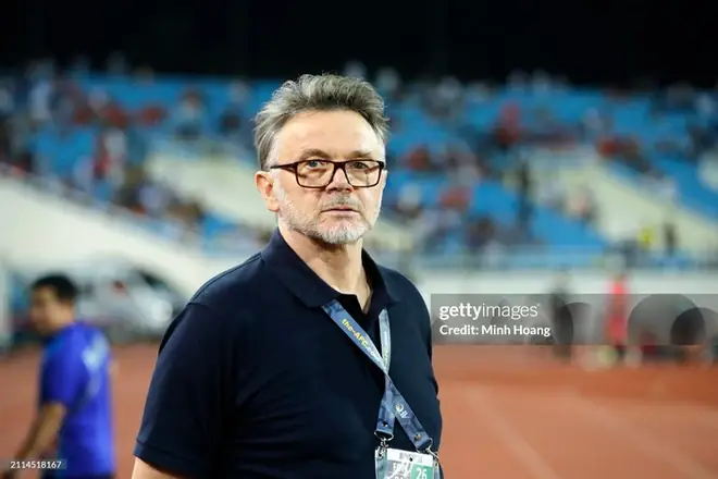 Philippe Troussier Là Ai? Tiểu Sử, Hành Trình Và Những Dấu Ấn Với Bóng Đá Việt Nam