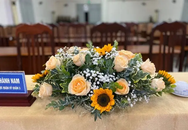 109 Mẫu Hoa Để Bàn Họp, Hội Nghị Đẹp Sang Trọng Chuyên Nghiệp