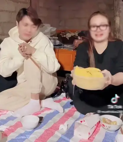 Hoàng Hường Là Ai? Sự Thật Về “thánh Scandal” Của Giới Kinh Doanh Online