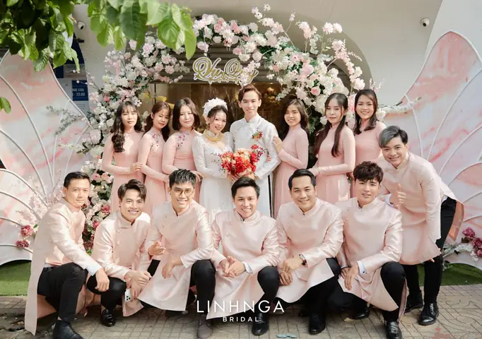 Huỳnh Quý Là Ai? Tiểu Sử, Sự Nghiệp Và Hành Trình Nghệ Thuật Của Nam Diễn Viên Điển Trai