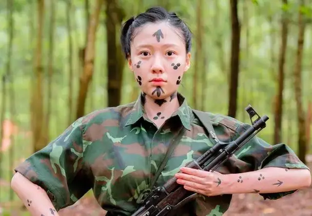 Huỳnh Uyển Ân Là Ai: Hành Trình Diễn Viên Trẻ Tài Năng Và Bản Sắc Cá Nhân