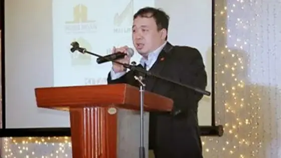 Khoa Khàn Là Ai? Tiểu Sử, Sự Nghiệp Và Đời Tư Nam Ca Sĩ