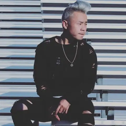 Không Cần Biết Em Là Ai Mp3: Tìm Kiếm, Lời Bài Hát Và Những Gợi Ý Nghe Nhạc Phù Hợp