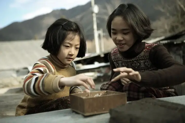 Kim Sae Ron Là Ai? Hành Trình Từ 'thần Đồng Diễn Xuất' Đến Bi Kịch Đáng Tiếc Của Màn Ảnh Hàn Kim Sae Ron Là Ai? Hành Trình Từ 'thần Đồng Diễn Xuất' Đến Bi Kịch Đáng Tiếc Của Màn Ảnh Hàn