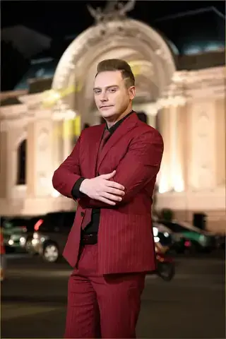 Kyo York Là Ai? Khám Phá Hành Trình Âm Nhạc Và Sự Nghiệp Của Nam Ca Sĩ Người Mỹ