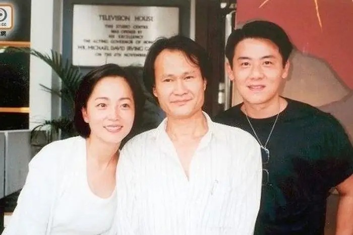 Lâm Chánh Anh Là Ai: Hành Trình Trở Thành Huyền Thoại Phim Ma Cương Thi Hồng Kông Lâm Chánh Anh Là Ai: Hành Trình Trở Thành Huyền Thoại Phim Ma Cương Thi Hồng Kông