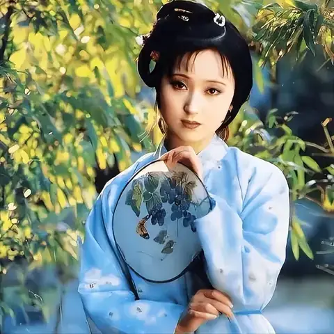 Lâm Đại Ngọc Là Ai: Phân Tích Sâu Về Biểu Tượng Bi Thương Trong Văn Học Trung Hoa Lâm Đại Ngọc Là Ai: Phân Tích Sâu Về Biểu Tượng Bi Thương Trong Văn Học Trung Hoa