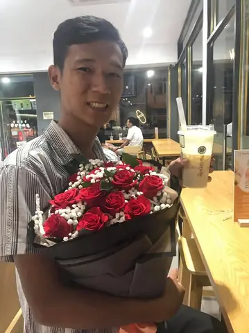 Lâm Vlog Là Ai? Hành Trình Từ Thợ Hàn Đế Vương Youtube Của Lê Hoàng Vũ Huy