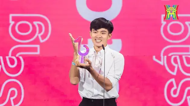 Lê Tuấn Khang: Hành Trình Từ Chăn Vịt Đến Tiktoker 6,6 Triệu Follower Và Giấc Mơ Điện Ảnh Lê Tuấn Khang: Hành Trình Từ Chăn Vịt Đến Tiktoker 6,6 Triệu Follower Và Giấc Mơ Điện Ảnh