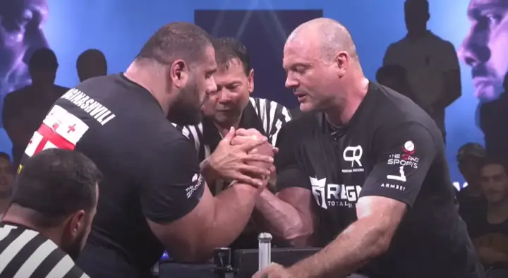 Levan Saginashvili Là Ai: Hành Trình Trở Thành Vua Đấu Vật Tay Thế Hệ Mới Levan Saginashvili Là Ai: Hành Trình Trở Thành Vua Đấu Vật Tay Thế Hệ Mới