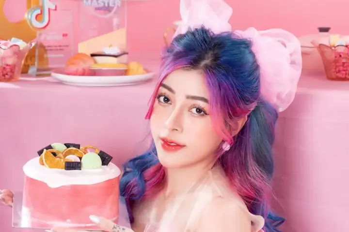 Linh Barbie Là Ai? Hành Trình Từ Cô Gái An Giang Đến Ngôi Sao Tiktok Triệu View