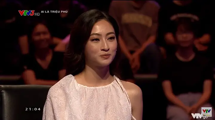 Lương Thùy Linh Là Ai? Tiểu Sử, Sự Nghiệp Và Đời Tư Hot Girl Triệu View