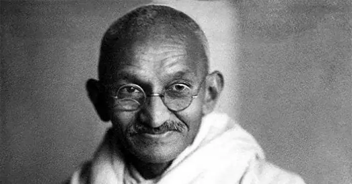 Mahatma Gandhi Là Ai? Cuộc Đời, Triết Lý Và Di Sản Bất Hủ Của Cha Già Dân Tộc Ấn Độ Mahatma Gandhi Là Ai? Cuộc Đời, Triết Lý Và Di Sản Bất Hủ Của Cha Già Dân Tộc Ấn Độ