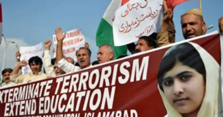 Malala Yousafzai Là Ai? Hành Trình Từ Blogger 11 Tuổi Đến Biểu Tượng Hòa Bình Toàn Cầu